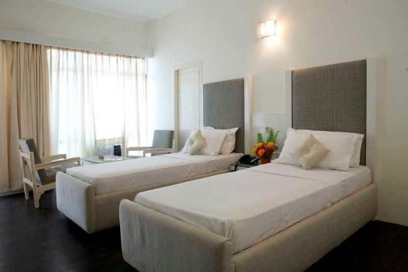 Hotel Jaya International Haïdarabad Extérieur photo