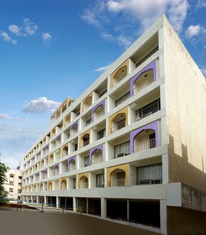 Hotel Jaya International Haïdarabad Extérieur photo