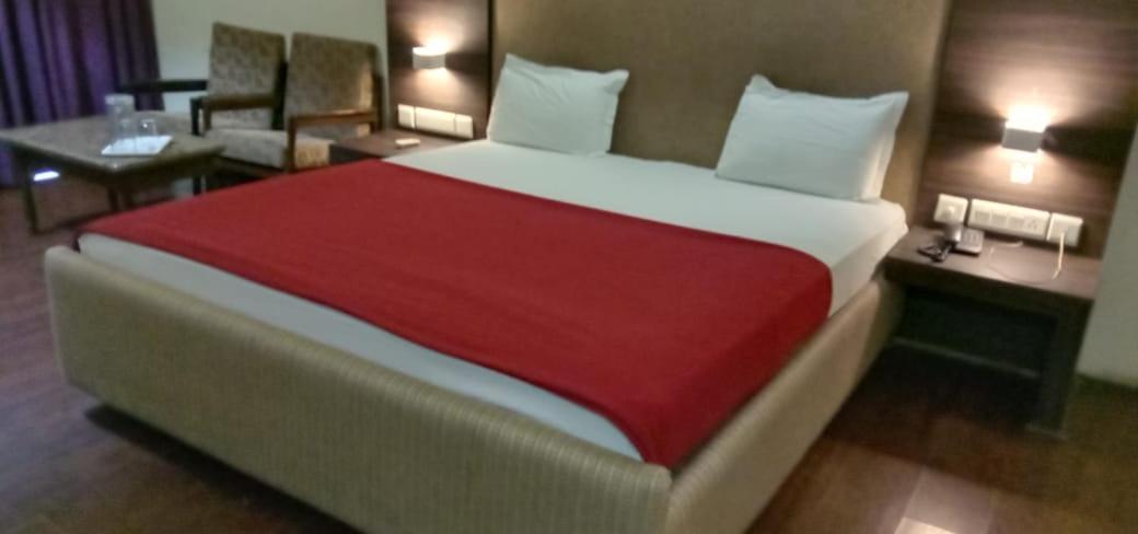 Hotel Jaya International Haïdarabad Extérieur photo